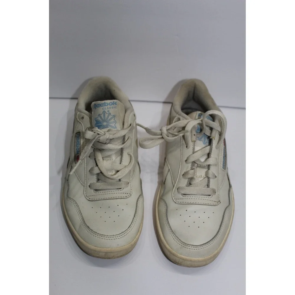 Reebok Classic Club C Women 8 Leather Low Top Sneakers Cream Blue FZ3878